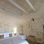Casa Relax Isabelle 4* 알베르벨로